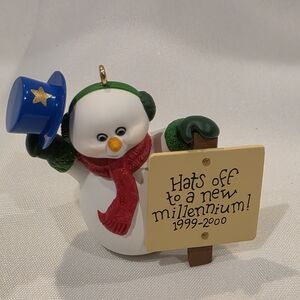Hallmark Keepsake Ornament Millenium 1999-2000 Snowman